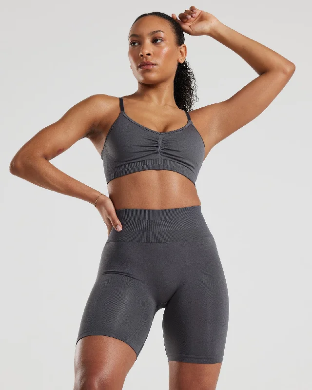 Define Scrunch Seamless Bralette | Graphite