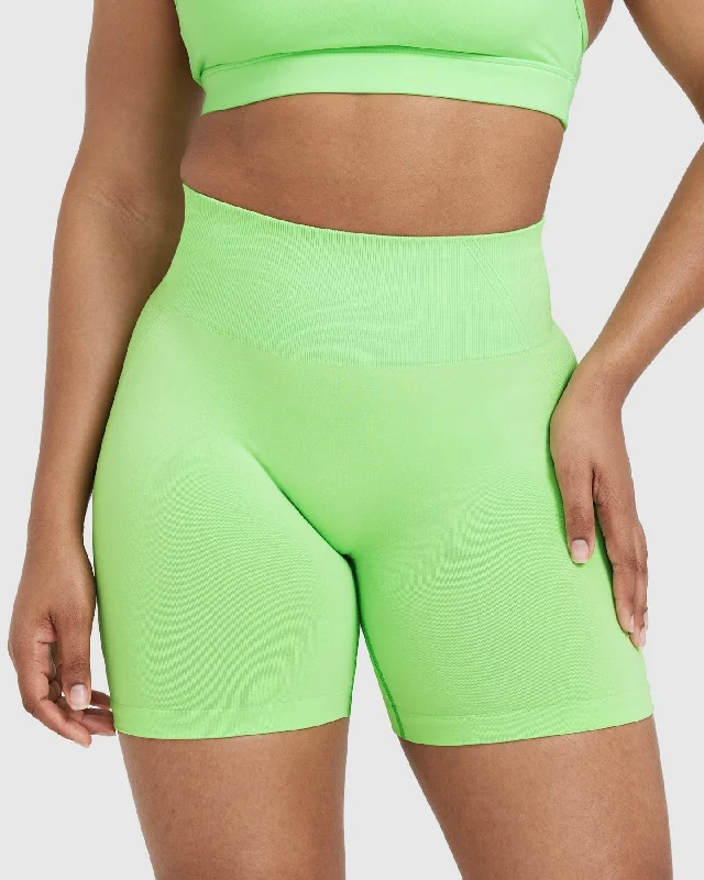 Effortless Seamless Shorts | Apple Green