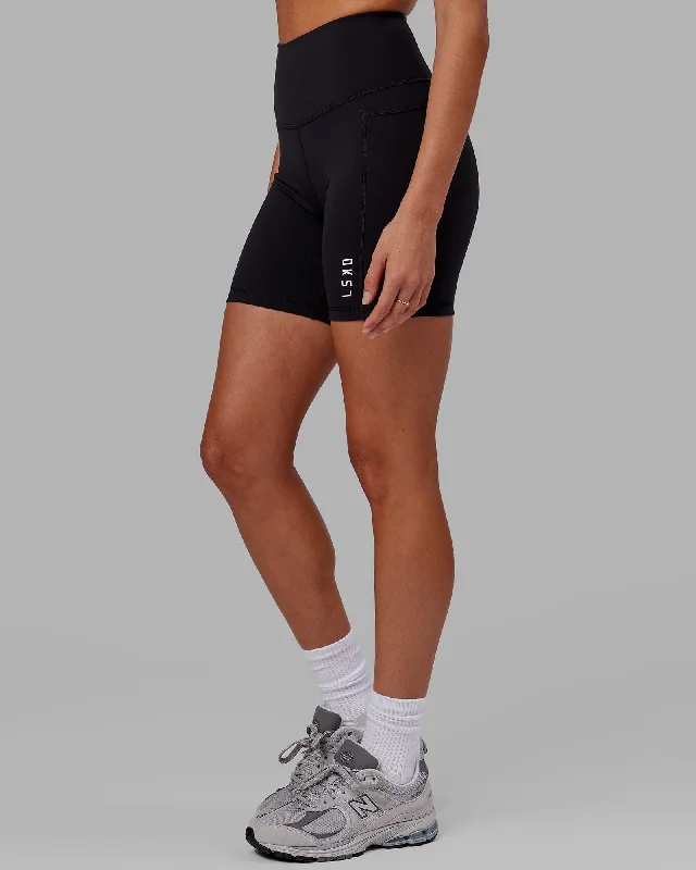 Flux Mid-Length Shorts - Black