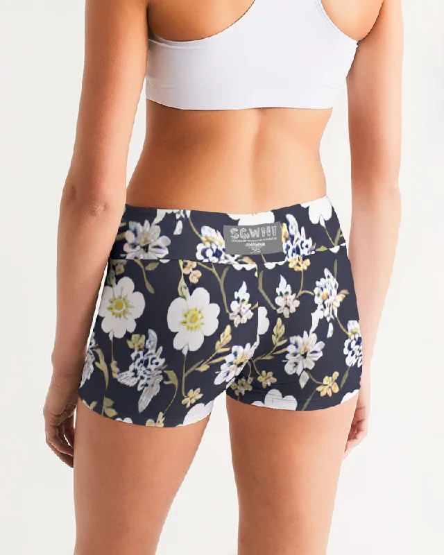 Pink flower black background Women's All-Over Print Mid-Rise Yoga Shorts