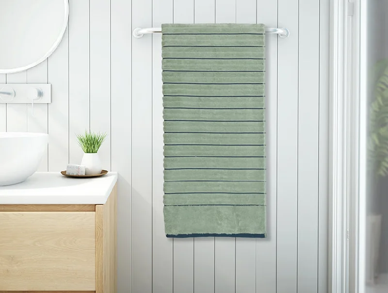 Exotica 100% Cotton Bath Towel