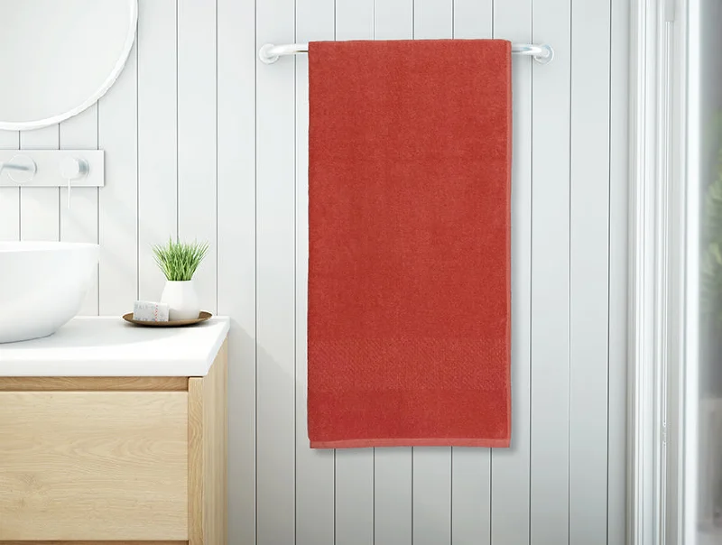 Grape Fruit-Red 1 Piece 100% Cotton Bath Towel - Swift Dry By Spaces-1058893